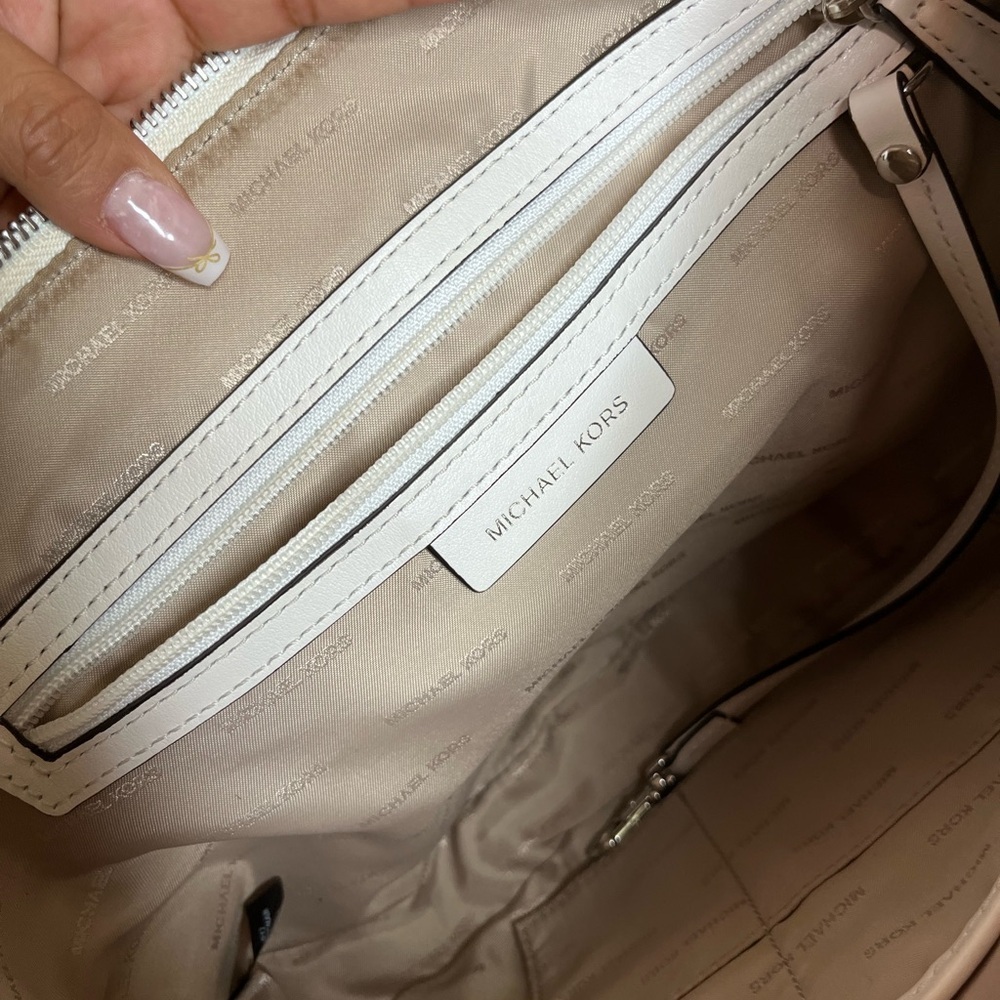 Michael Kors White Studded Shoulder Bag - Picture 12 of 16